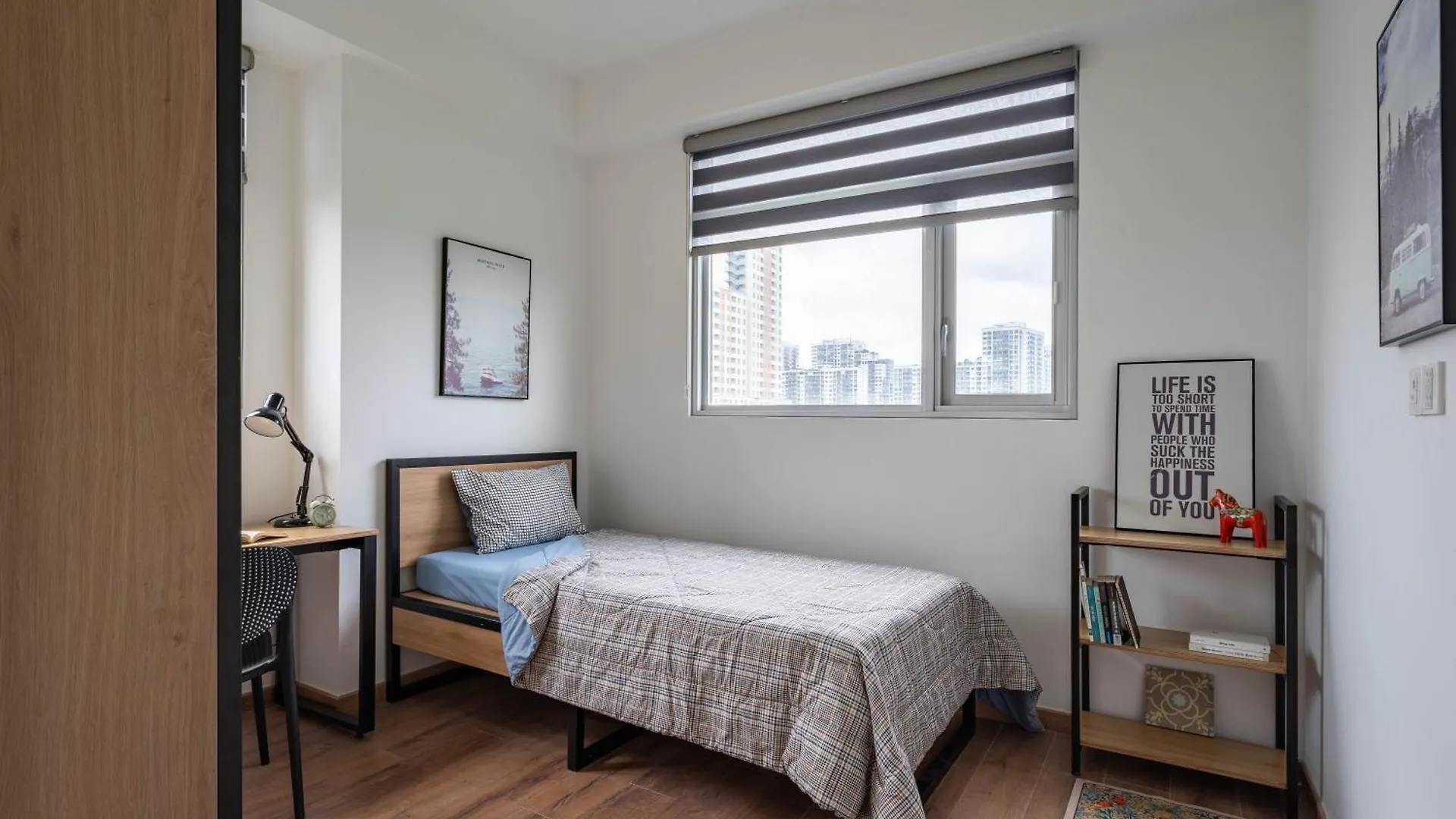 Roomio Paris Hoang Kim-Shared Apartment Ho Chi Minh City 0*,  Vietnam
