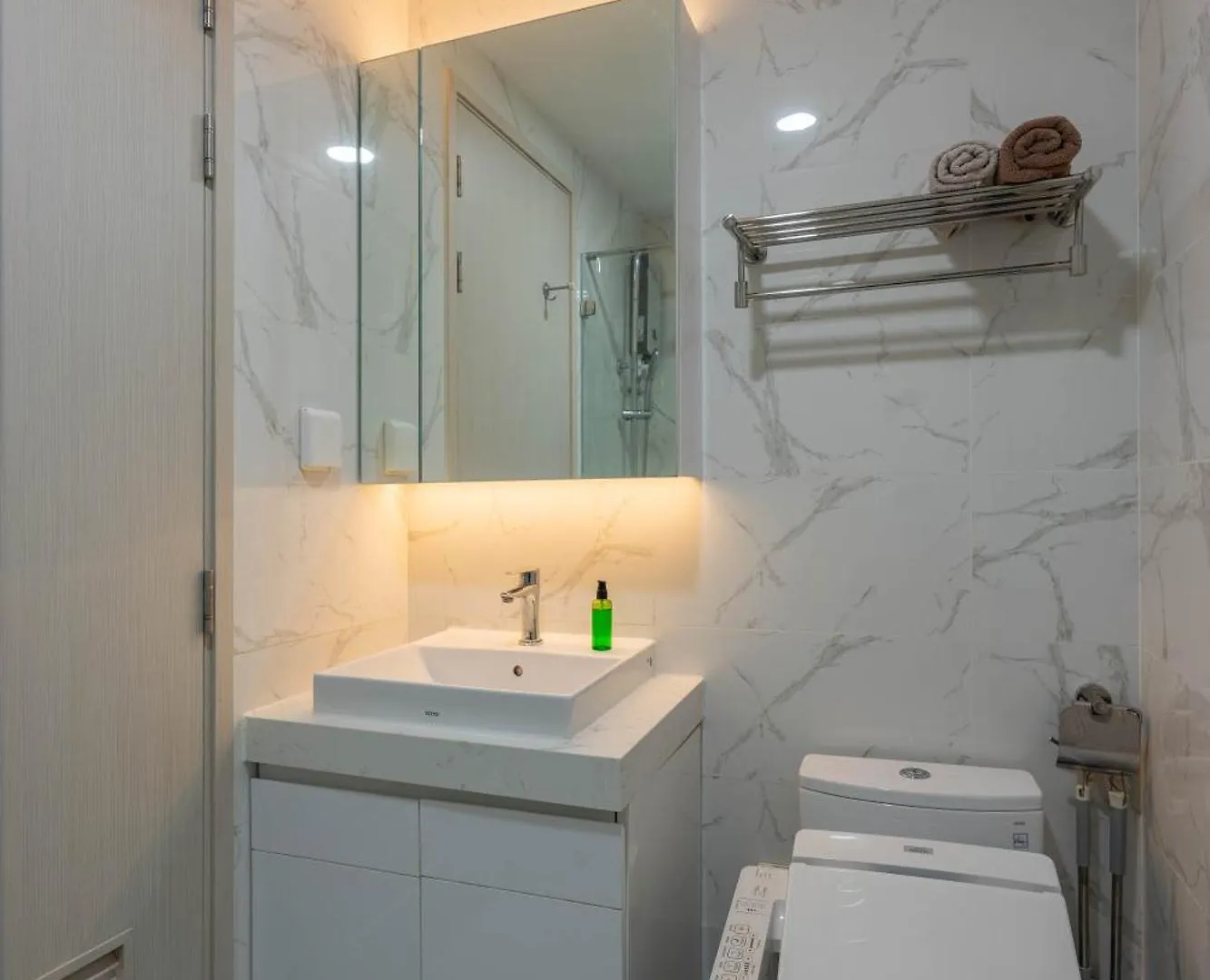 Roomio Paris Hoang Kim-Shared Apartment Ho Chi Minh